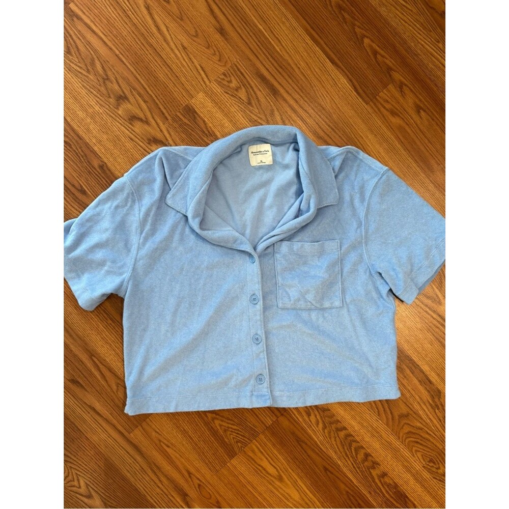 Abercrombie & Fitch Terry Cloth Button Up Top XL Blue Cropped Lounge